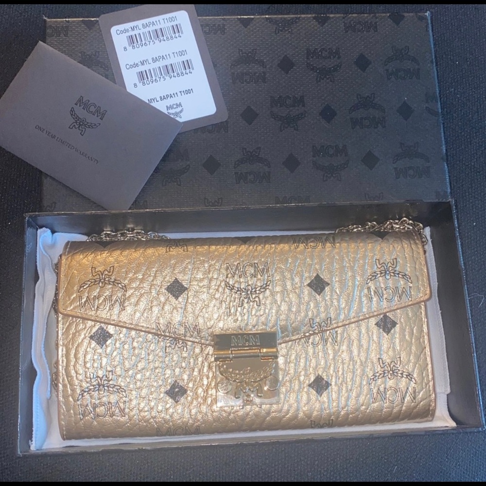 Mcm Crossbody Wallet in Visetos